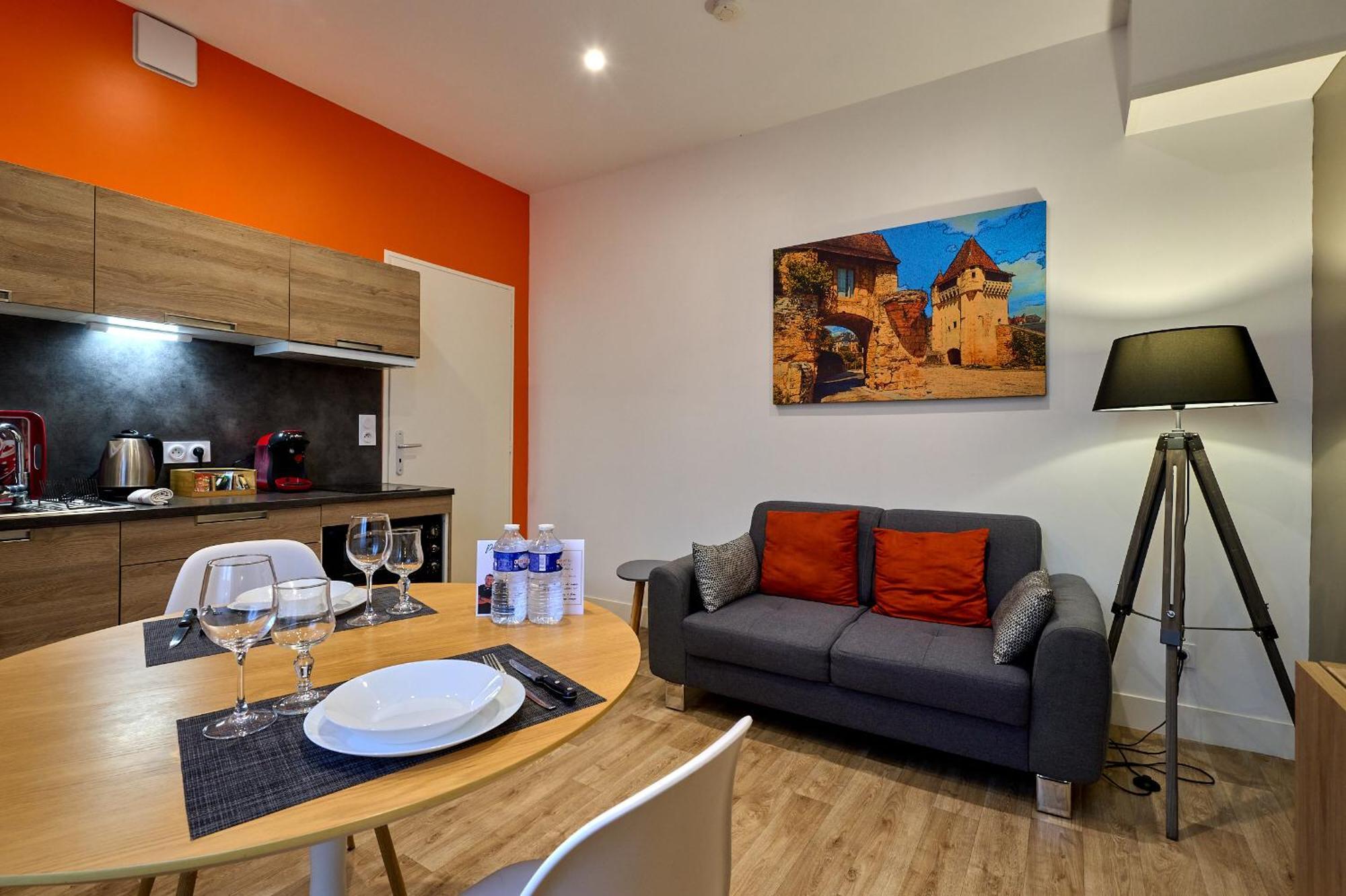 Le Faidherbe Style Appart' Hotel - Wifi Gratuit - Parking Gratuit Calme Et Lumineux Nevers Exteriör bild